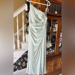 JJs House Elegant Women's Sage Green Draped Evening Dress *Slight Imperfection*